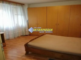 apartament-3-camere-de-vanzare-in-alba-iulia-zona-centru-2