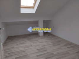 apartament-2-camere-decomandat-bloc-nou-cetate-3