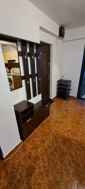 apartament-2-camere-zona-piata-mare-60-mp-utili-320-euro-5