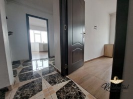 liber-apartament-3-camere-decomandat-mobilat-mircea-cel-batran-1