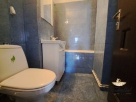 liber-apartament-3-camere-decomandat-mobilat-mircea-cel-batran-9