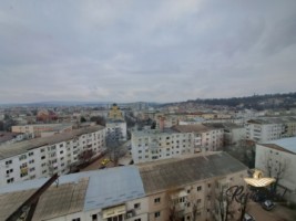 liber-apartament-3-camere-decomandat-mobilat-mircea-cel-batran-10