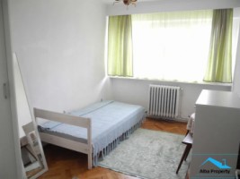 apartament-3-camere-mobilat-zona-cetate-3