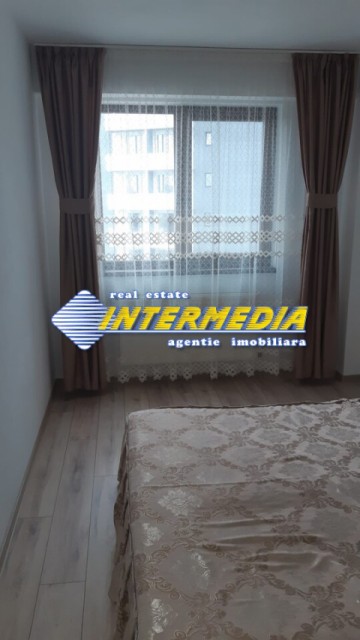 apartament-3-camere-decomandat-de-inchiriat-cu-loc-de-parcare-alba-iulia-8