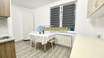 apartament-3-camere-decomandat-de-inchiriat-cetate-mobilat-complet-5