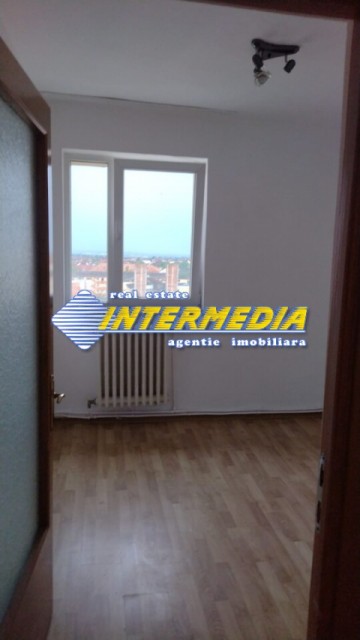 apartament-cu-3-camere-de-inchiriat-in-cetate-zona-bulevard-alba-iulia-mobilat-6