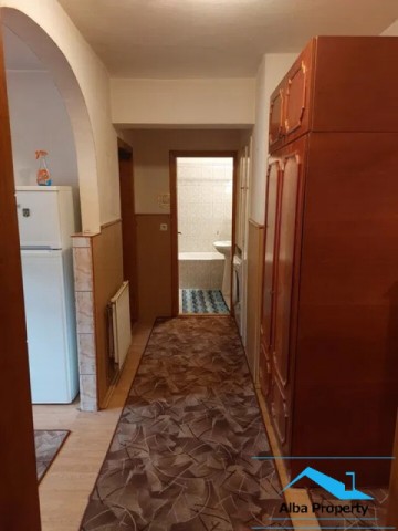 apartament-2-camere-decomandat-zona-cetate-1