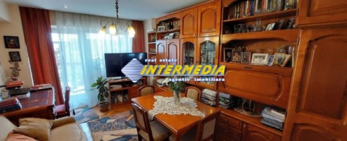 apartament-cu-4-camere-de-vanzare-in-centru-alba-iulia-cu-vedere-panoramica-11