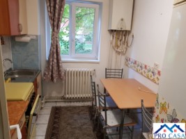 vand-apartament-3-camere-in-cetate-zona-b-dul-transilvaniei