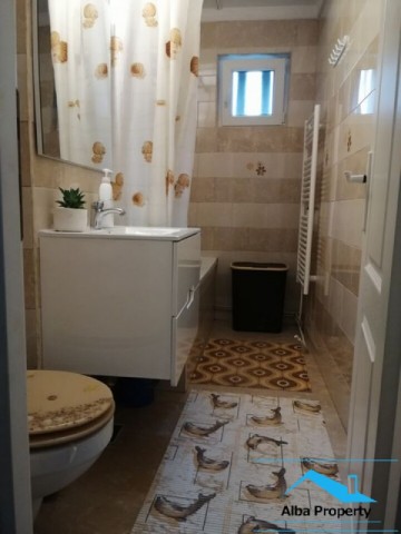 apartament-3-camere-zona-cetate-3