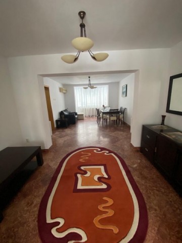 apartament-3-camere-ultracentral-strmarchian-450-euro