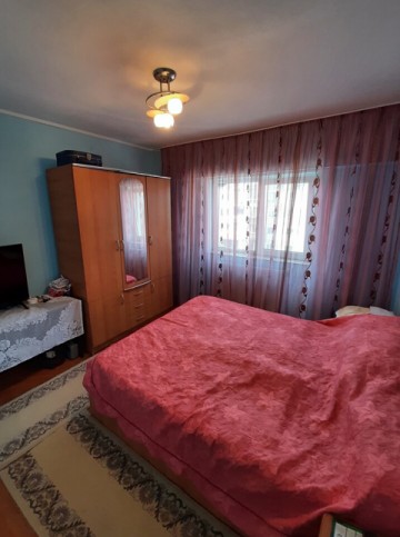 apartament-3-camere-zona-magazin-util-etaj-3-2