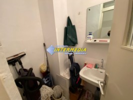 ocazie-vanzare-apartament-3-camere-decomandat-tolstoi-centru-cu-2-bai-finisat-si-intretinut-ocupabil-imediat-8