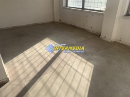 spatiu-comercial-de-inchiriat-in-centru-150mp-330-mp-alba-iulia-finisat-9