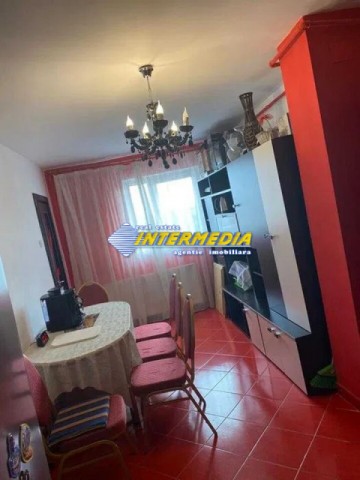 apartament-2-camere-cetate-de-vanzare-etaj-intermediar-1