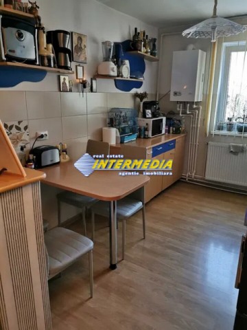 apartament-2-camere-de-vanzare-etaj-intermediar-zona-cetate-bulevard-6