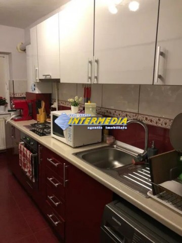 apartament-2-camere-decomandat-zona-centru-1