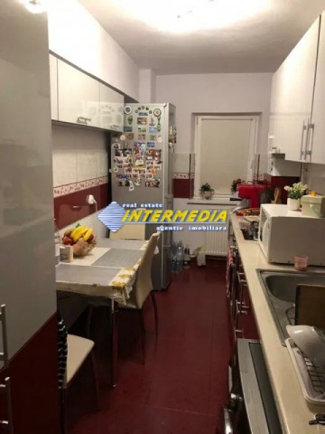 apartament-2-camere-decomandat-zona-centru-2