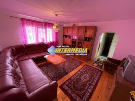 apartament-2-camere-de-vanzare-zona-cetate-piata-2