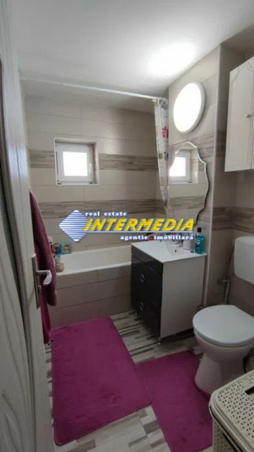 apartament-2-camere-finisat-mobilat-si-utilat-cetate-zona-piata-2