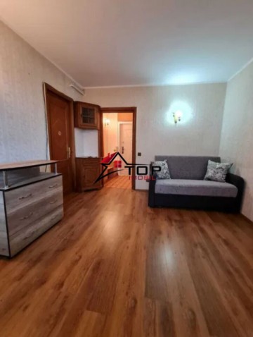 apartament-2-camere-semidecomandat-podu-ros-1