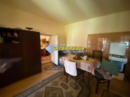 casa-pe-parter-renovata-cu-pivnita-si-1375-mp-teren-de-vanzare-in-alba-iulia-zona-micesti-14