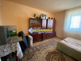 casa-pe-parter-renovata-cu-pivnita-si-1375-mp-teren-de-vanzare-in-alba-iulia-zona-micesti-7