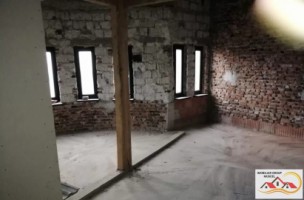 vila-10-camere-p-e1-e2-280-mp-teren-593-mp-campulung-muscel-centru-pret-98000euro-cu-posibilitatea-de-achizitionare-in-rate-pe-termen-de-3-ani-10