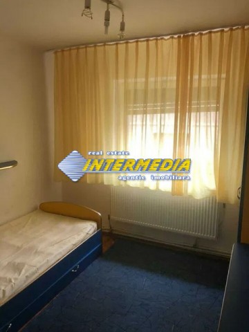 de-vanzare-apartament-decomandat-3-camere-in-cetate-zona-piata-alba-iulia-6