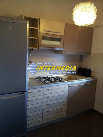 apartamente-2-camere-decomandat-de-inchiriat-alba-iulia-cetate