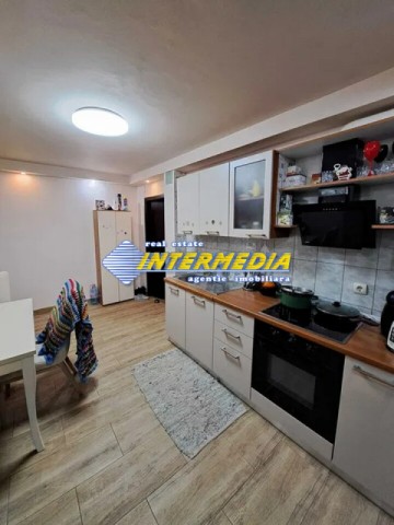 apartament-cu-2-camere-de-vanzare-in-cetate-zona-mercur-semi-mobilat-alba-iulia-3