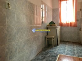 apartament-2-camere-de-vanzare-etaj-1-cetate-spital-3