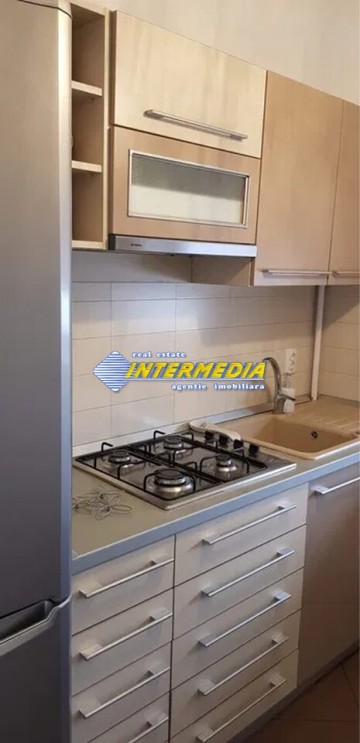 apartament-deosebit-cu-2-camere-de-inchiriat-alba-iulia-cetate-6