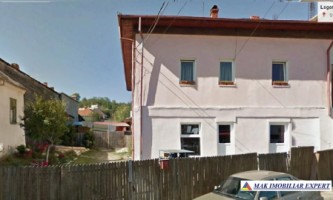 indecisi-casavila-7-camere-teren-220-mp-campulung