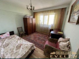 apartament-cu-4-camere-situat-in-zona-stadion-pret-83000-euro-neg-3