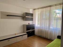 de-vanzare-apartament-cu-2-camere-zona-pietonalul-unirii-etaj-1