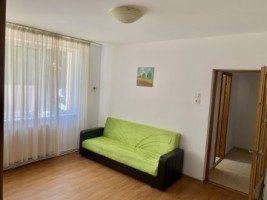 de-vanzare-apartament-cu-2-camere-zona-pietonalul-unirii-etaj-1-1