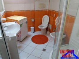 inchiriez-apartament-2-camere-decomandat-zona-turnisor-5