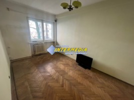 apartament-3-camere-de-vanzare-in-zona-cetate-bulevard-etaj-intermediar-7