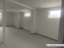 vandut-spatiu-comercial-58-mp-campulung-5