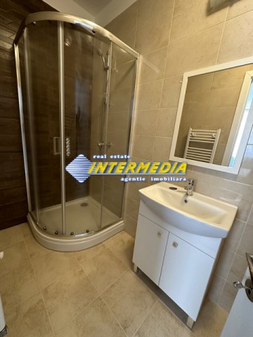 apartement-cu-3-camere-de-inchiriat-in-bloc-nou-zona-centru-mobilat-si-utilat-complet-nou-5