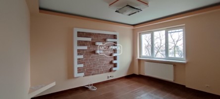 apartament-4-camere-pe-2-nivele-zona-tratoria-73-mp-18