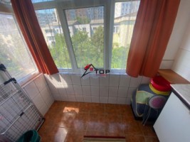 apartament-3-camere-decomandat-galata-9