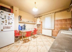 de-vanzare-apartament-cu-3-camere-77-mp-67000-neg-1