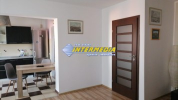 apartament-2-camere-de-inchiriat-decomandat-mobilat-si-utilat-in-alba-iulia-zona-centru-4