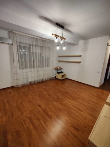 apartament-de-vanzare-3-camere-gorjului-dezrobirii-loc-parcare-constructie-2012