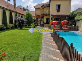 casa-de-vanzare-cu-4-camere-in-alba-iulia-zona-ultracentrala-finisata-cu-piscina-16