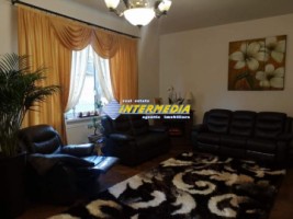 casa-de-vanzare-cu-4-camere-in-alba-iulia-zona-ultracentrala-finisata-cu-piscina-20