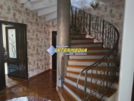 casa-de-vanzare-cu-4-camere-in-alba-iulia-zona-ultracentrala-finisata-cu-piscina-31