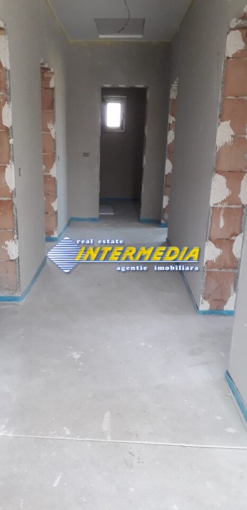 casa-noua-pe-un-nivel-de-vanzare-in-zona-alba-micesti-1